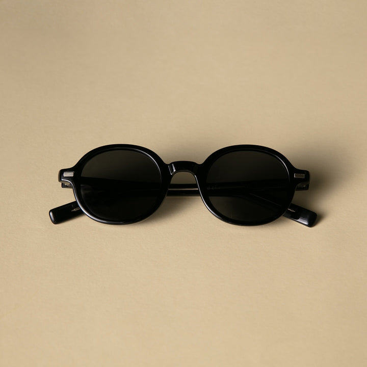 001 Black