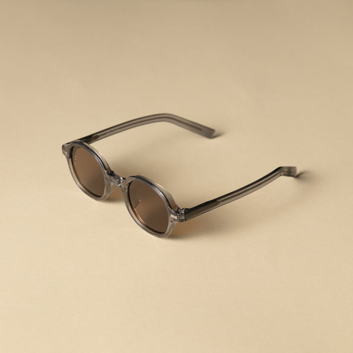 oo1 Grey - Brown